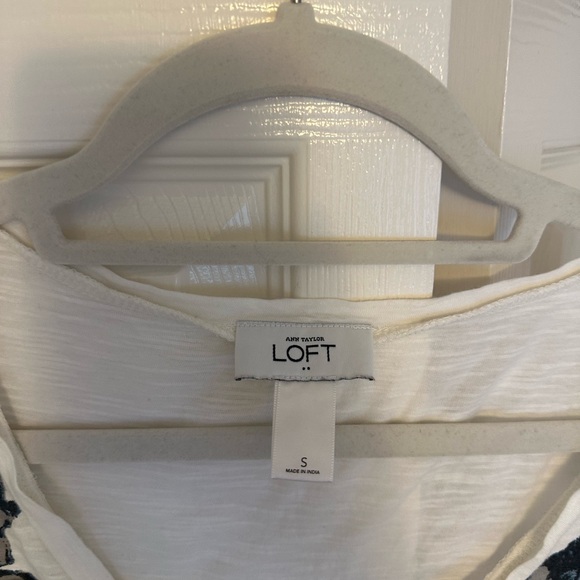 Ann Taylor White & Gem Tee - Picture 4 of 10